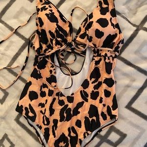 Swimsuit that has never been worn